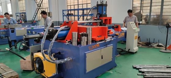 Çok istasyonlu kazan borusunun eğimini azaltma makinesi Çelik kare spiral boru şekillendirme makinesi