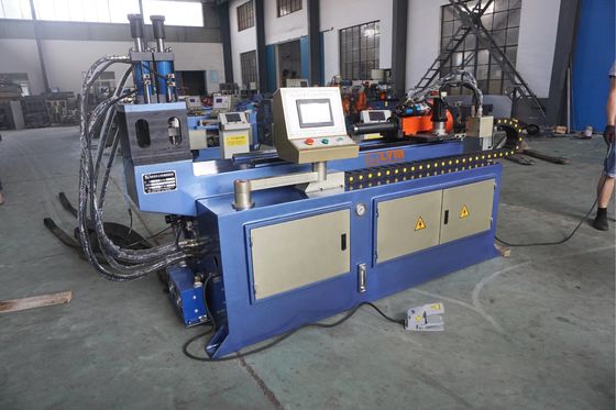 CK40CNC boru deliği delme makinesi yüksek hassasiyetli CNC otomatik çubuk delme