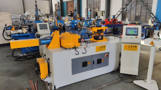 SG40NC boru ucu şekillendirme makinesinin 4 istasyonu 2 inç çelik boru küçülmesi için